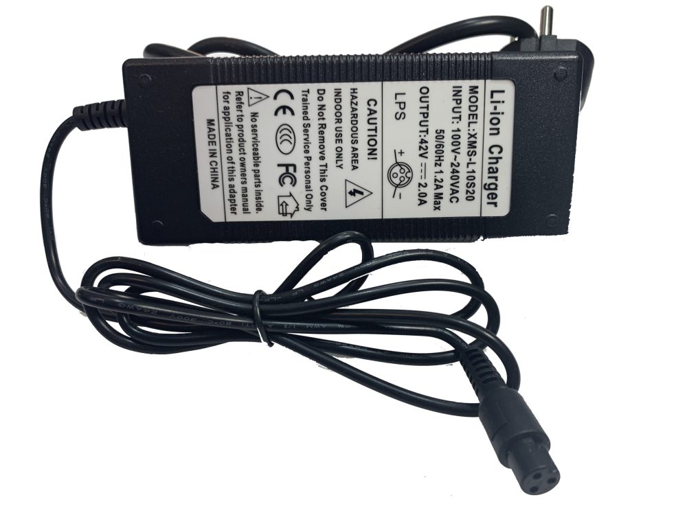 Alternative view of מטען 42V 2A