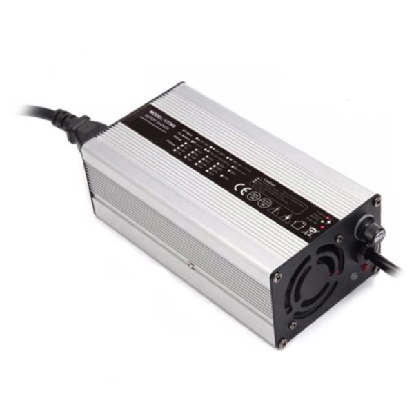 מטען 12.8V Li-FePO4 18650